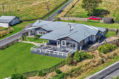 Photo of property in 2 School Road, Tiniroto, Manutuke, 4078