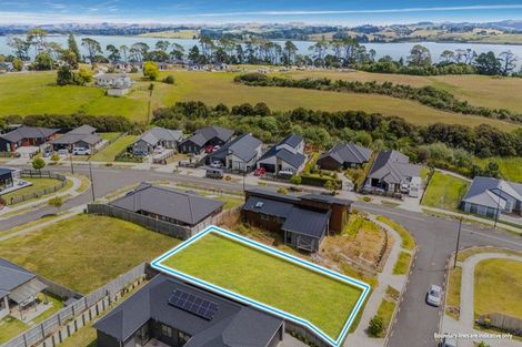 Photo of property in 15 Otohikawa Avenue, Glenbrook, 2681