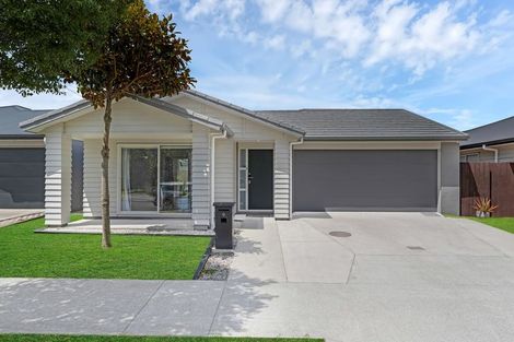 Photo of property in 9 Rere Close, Takanini, 2112