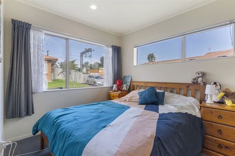 Photo of property in 31 Carlas Way, Ranui, Auckland, 0612