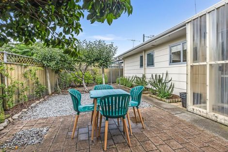 Photo of property in 5 Avon Place, Springvale, Whanganui, 4501