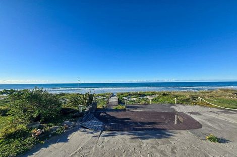 Photo of property in 233 Pukehina Parade, Pukehina, 3189