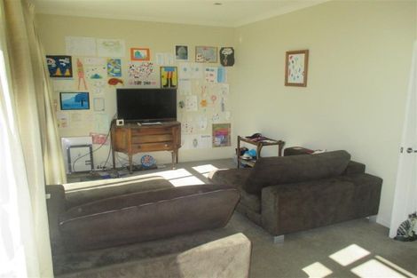 Photo of property in 38 Country Club Terrace, Northwood, Christchurch, 8051
