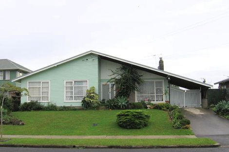 Photo of property in 63 Tiraumea Drive, Pakuranga, Auckland, 2010