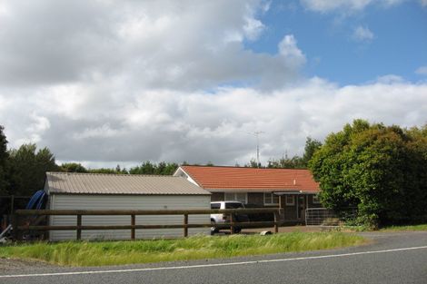 Photo of property in 173 Oraha Road, Kumeu, 0892
