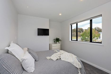 Photo of property in 40 Aspiring Drive, Poraiti, Napier, 4112