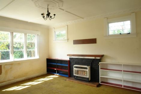 Photo of property in 191 Egmont Street, Patea, 4520