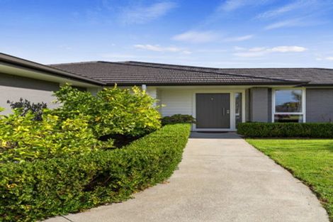 Photo of property in 18 Millbrae Place, Pokeno, 2402