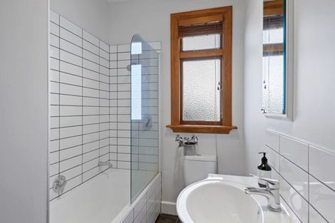 Photo of property in 1/53 Aorangi Road, Bryndwr, Christchurch, 8053