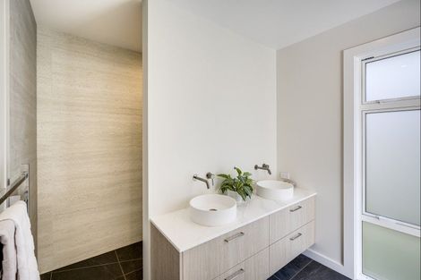 Photo of property in 18 Rich Rise, Havelock North, 4130