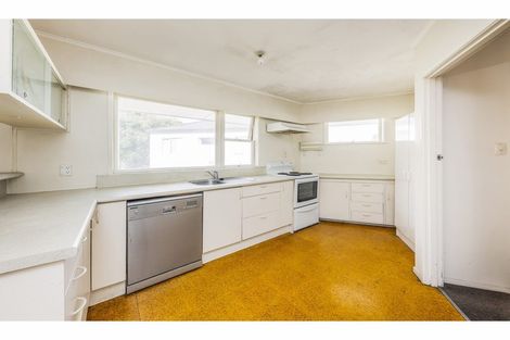 Photo of property in 23a Ruawai Road, Mount Wellington, Auckland, 1060