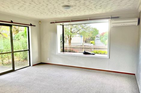 Photo of property in 9 Montclare Avenue, Ilam, Christchurch, 8041