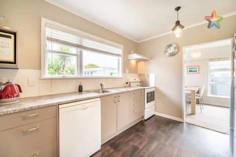 Photo of property in 81a Wai-iti Crescent, Woburn, Lower Hutt, 5010