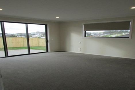 Photo of property in 128 Harris Drive, Silverdale, 0932