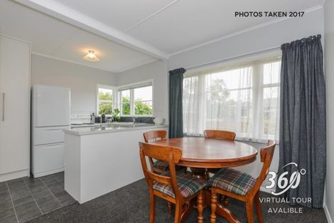 Photo of property in 8 Galway Avenue, Hokowhitu, Palmerston North, 4410