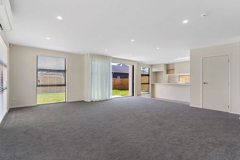 Photo of property in 10 Arahi Road, Clevedon, 2582