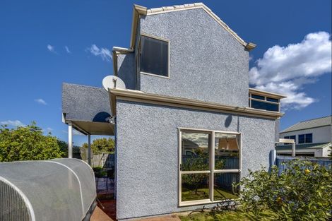 Photo of property in 14/182 Charles Street, Westshore, Napier, 4110
