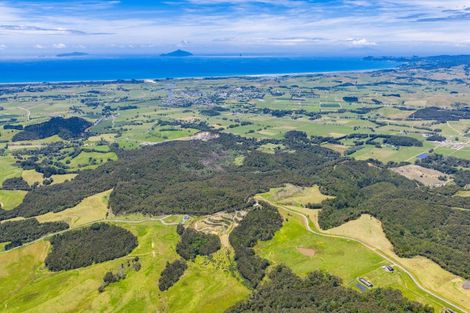 Photo of property in 100 Shieling Road, Waipu, 0582