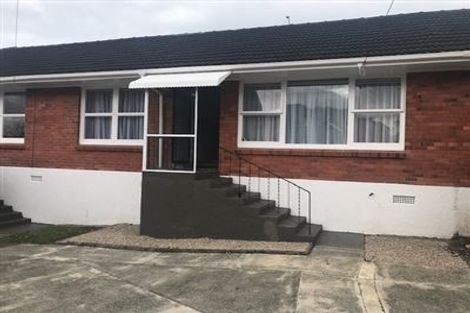 Photo of property in 2/18a Fenwick Avenue, Milford, Auckland, 0620