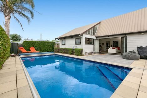 Photo of property in 1/205 Valley Road, Mount Maunganui, 3116