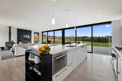 Photo of property in 223 Letts Gully Road, Letts Gully, Alexandra, 9393