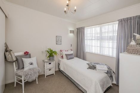 Photo of property in 30 Kent Street, Levin, 5510
