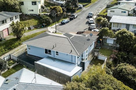 Photo of property in 11 Kimball Place, Johnsonville, Wellington, 6037