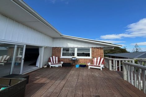 Photo of property in 2 Marlborough Avenue, Glenfield, Auckland, 0629