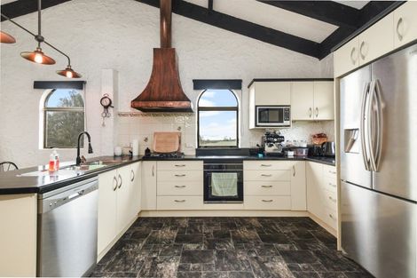 Photo of property in 19 Neri Crescent, Pomare, Rotorua, 3015