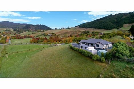 Photo of property in 32 Hollyman Road, Hira, Nelson, 7071