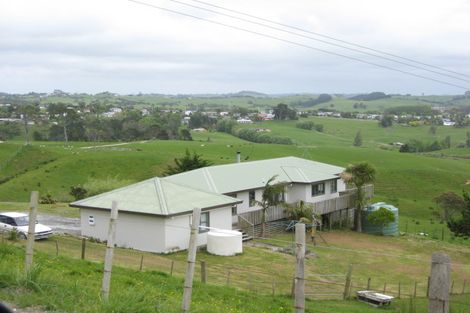 Photo of property in 137 Worthington Road, Wellsford, 0974