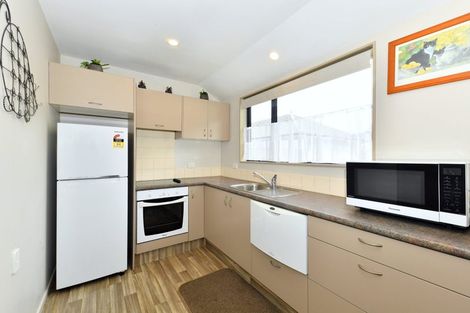 Photo of property in 2/710 Worcester Street, Linwood, Christchurch, 8062