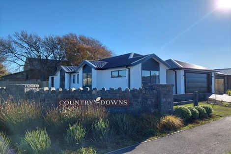 Photo of property in 16 Quaifes Road, Halswell, Christchurch, 8025