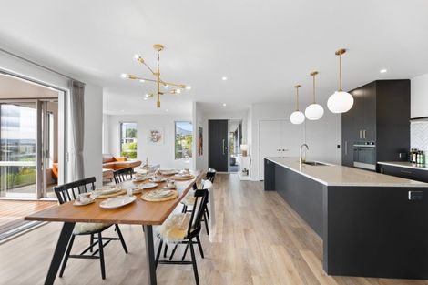 Photo of property in 36 Botanical Heights Drive, Waipahihi, Taupo, 3330