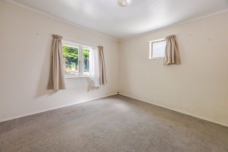 Photo of property in 27 Milton Road, Bluff Hill, Napier, 4110