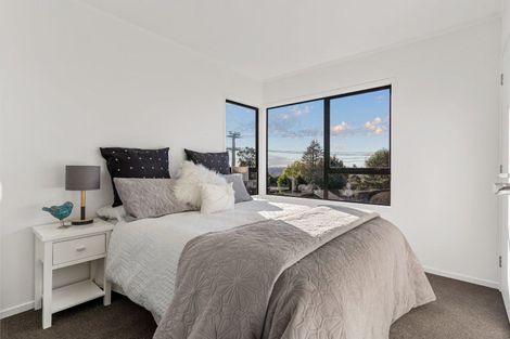 Photo of property in 1/62 Rangatira Road, Beach Haven, Auckland, 0626