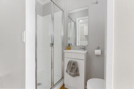 Photo of property in 178 Bridge Street, Bulls, 4818