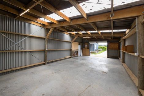 Photo of property in 37 Hewitts Road, Linton, Palmerston North, 4472