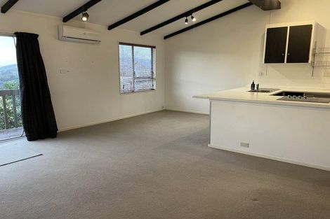 Photo of property in 35 Chorley Grove, Churton Park, Wellington, 6037