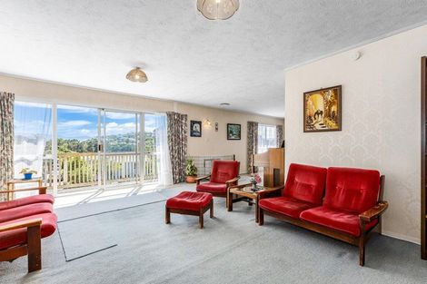 Photo of property in 21 Staithes Drive North, Whitby, Porirua, 5024