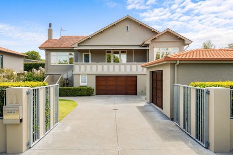 Photo of property in 11 Chambers Street, Havelock North, 4130
