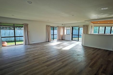 Photo of property in 4/12 Stratford Avenue, Milford, Auckland, 0620