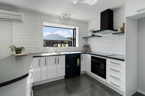 Photo of property in 1/43 Tivoli Place, Bishopdale, Christchurch, 8053