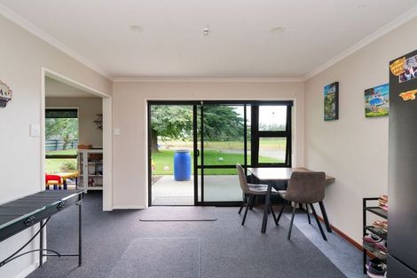 Photo of property in 73 Flora Road East, Makarewa, Invercargill, 9876