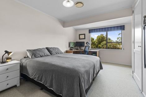 Photo of property in 3 Scarlock Avenue, Browns Bay, Auckland, 0630