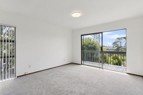 Photo of property in 34 Capilano Place, Glenfield, Auckland, 0629