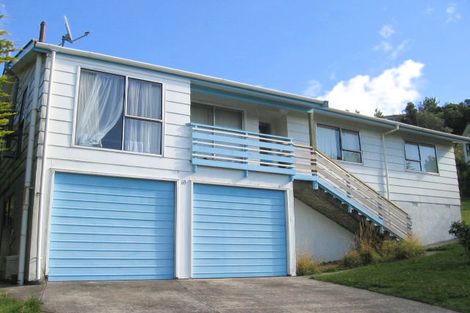 Photo of property in 69 Allington Road, Karori, Wellington, 6012