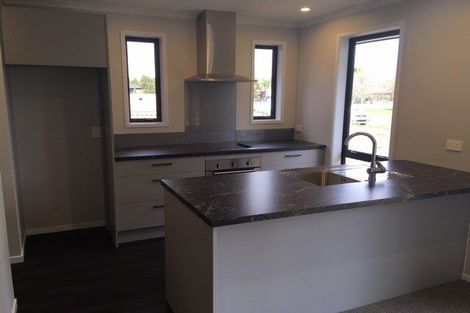 Photo of property in 2/59 Wallath Road, Westown, New Plymouth, 4310