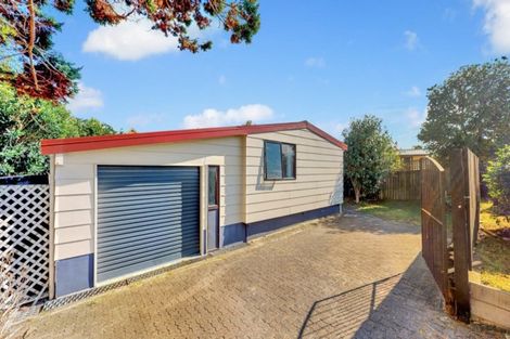 Photo of property in 12c Hartford Avenue, Papamoa Beach, Papamoa, 3118