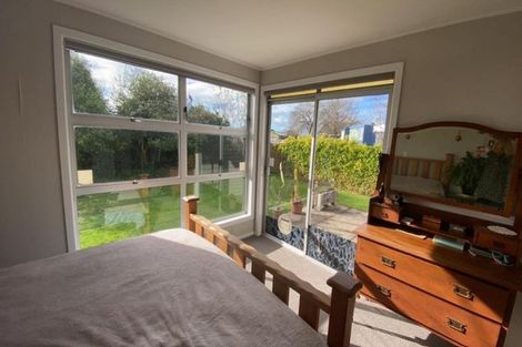 Photo of property in 14 Nimon Street, Havelock North, 4130